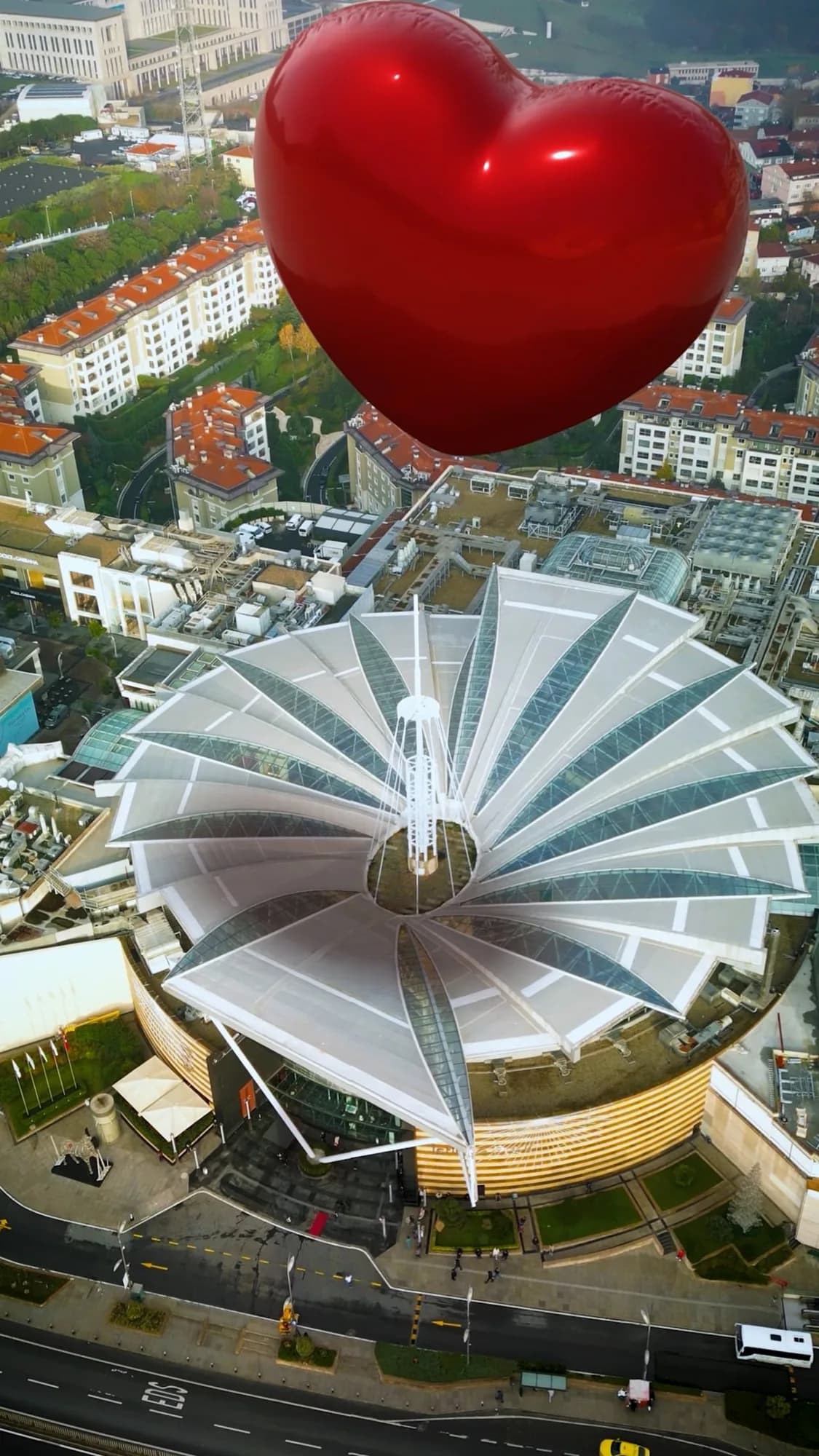 İstinyePark | Valentine’s Day Illusion | CGI Film — video poster görseli